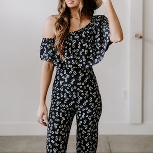 Flynn Skye Claire Jumper- Daisy Size M